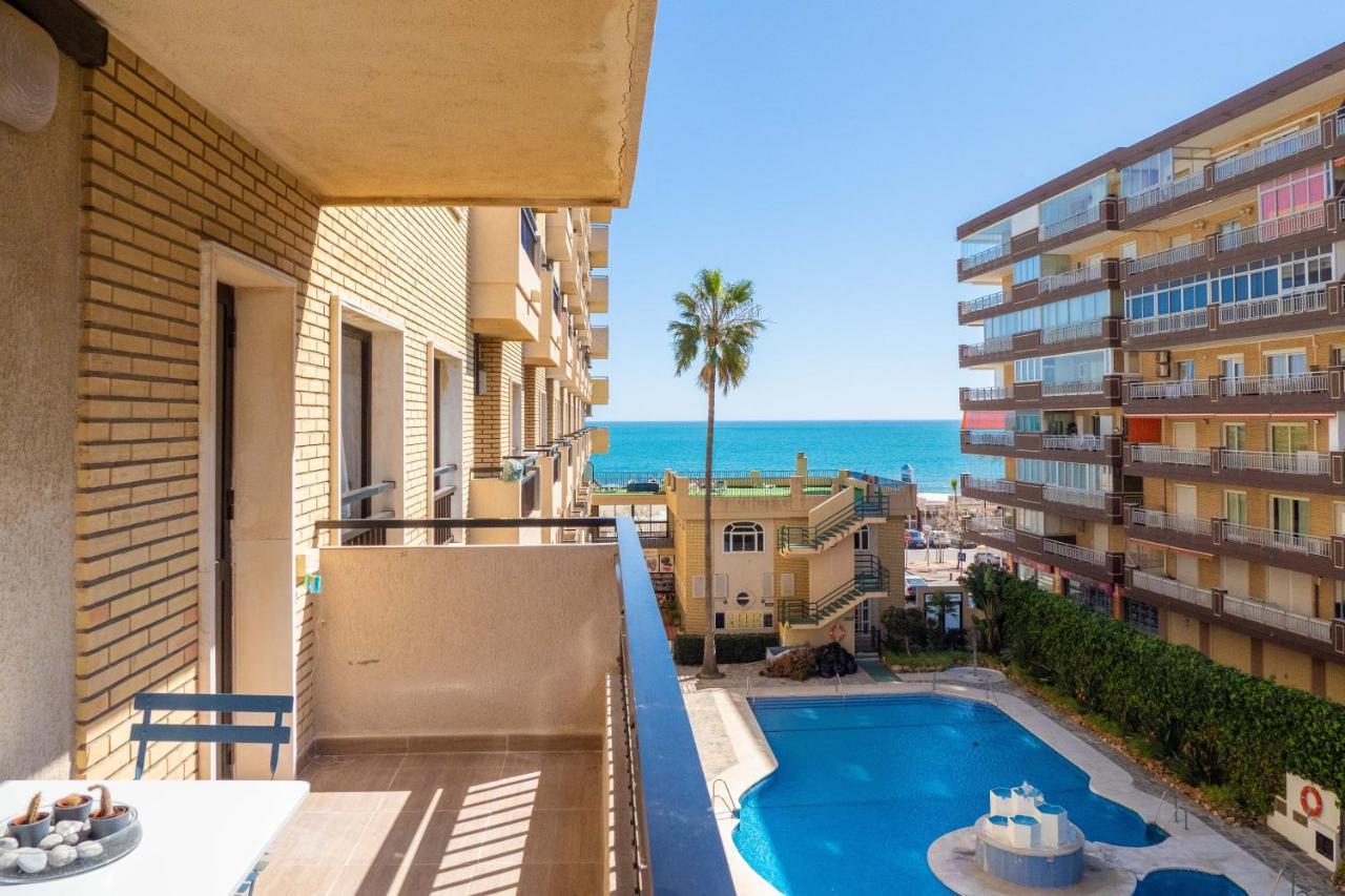 Estupendo Piso En Primera Linea De Playa; Ronda IV Фуeнхирола Екстериор снимка